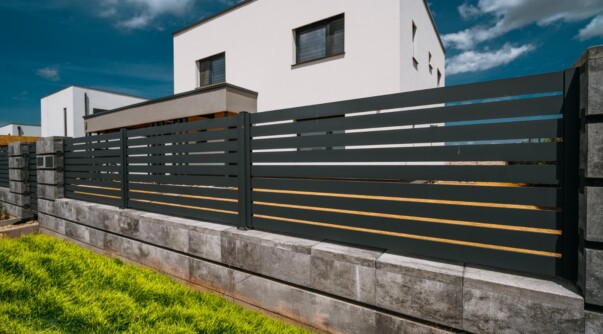 Jak vybrat plot – průvodce výběrem